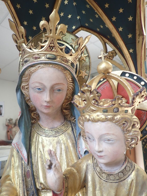 Atelier Giordani - Conservation - Restauration
Edifice – Mobilier - Sculpture – Objets d’art – Moulage –
Pierre, bois métal, polychromie et dorure - Restauration d'une statue de la Vierge à l'enfant de la Cathédrale Notre-Dame-de-la-Treille en bois polychrome et dorure - Bois polychrome et dorure - -Dépose/repose avec transfert en atelier
-Dépoussiérage minutieux sous aspiration contrôlée
-Refixage de la polychromie soulevée
-Nettoyage au triammonium citrate
-Complément de sculpture
-Réintégration de dorure
-Réintégration de polychromie
- Protection de la surface par application d'une cire microcristalline