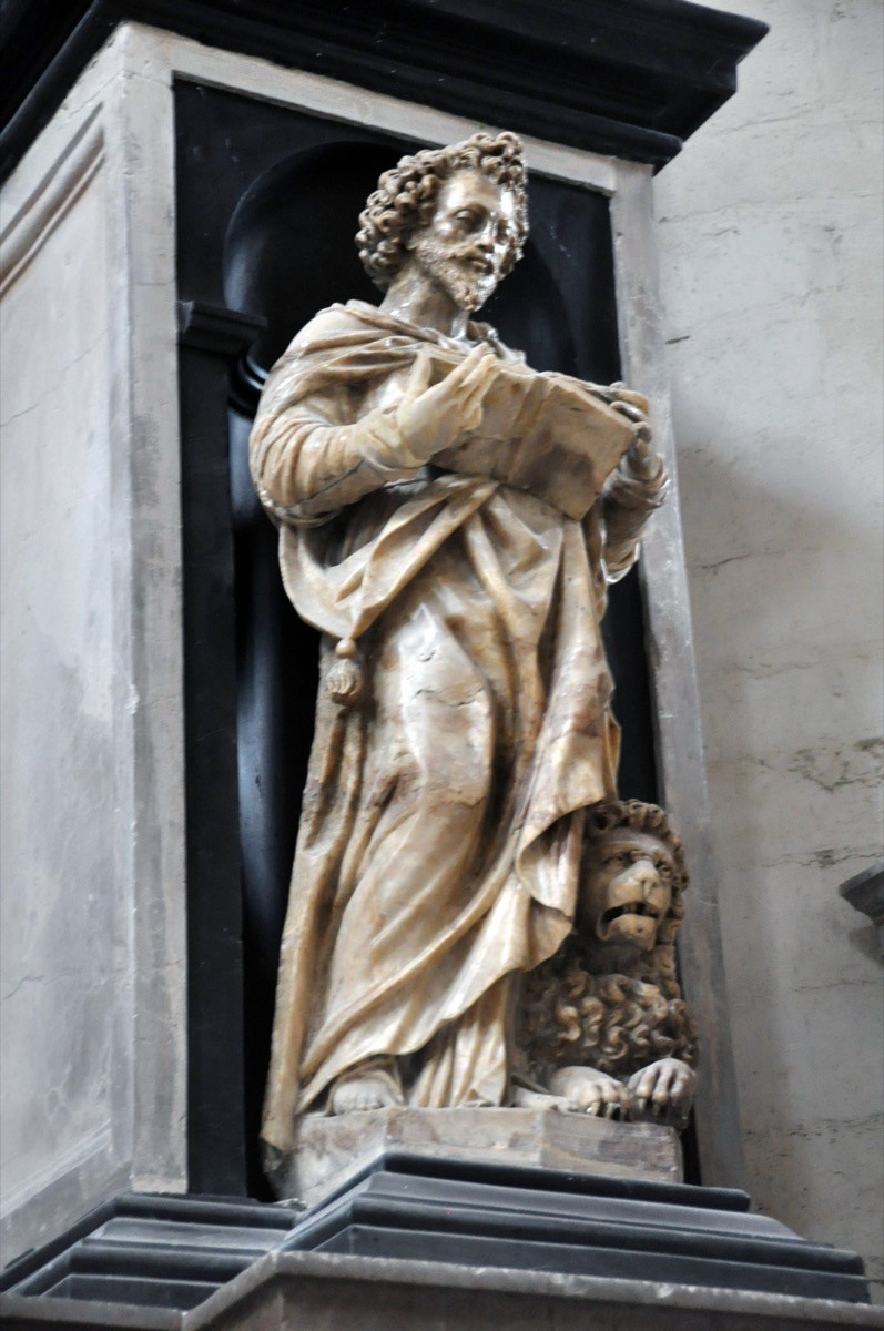 Atelier Giordani - Conservation - Restauration
Edifice – Mobilier - Sculpture – Objets d’art – Moulage –
Pierre, bois métal, polychromie et dorure - Restauration de la statuaire et du 
décor sculpté du retable majeur 
et des clôtures - Albâtre et marbres - OPÉRATIONS RÉALISÉES
- Nettoyage par compresses 
- Consolidation de la pierre 
- Réintégration formelle 
- Ragréages, collage et goujonnage 
- Harmonisation

Décors et statuaires, déposés, traités en atelier et remontés