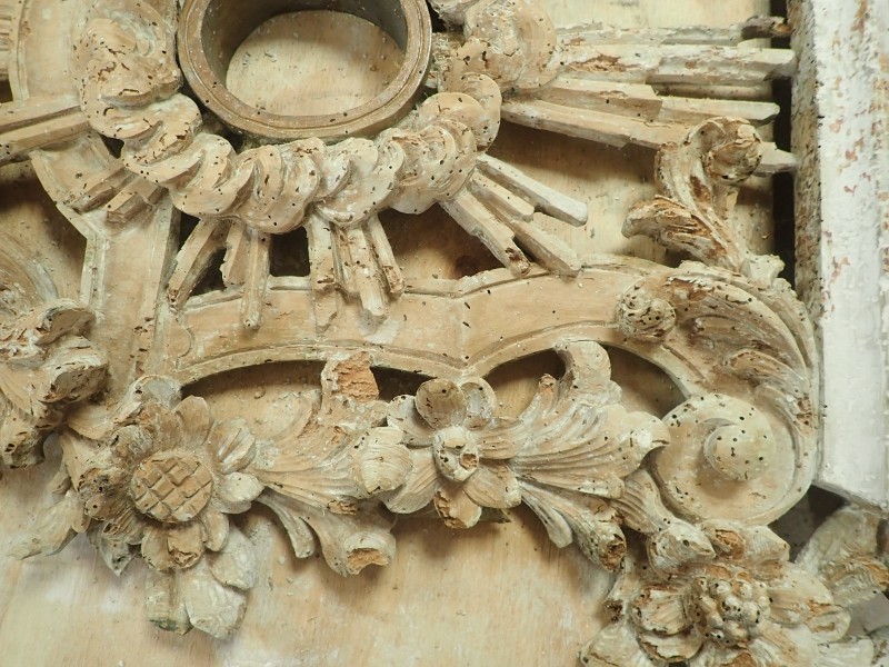 Atelier Giordani - Conservation - Restauration
Edifice – Mobilier - Sculpture – Objets d’art – Moulage –
Pierre, bois métal, polychromie et dorure - Conservation restauration d'une paire de reliquaires - Bois polychrome et dorure - Traitement insecticide par anoxie dynamique et pulvérisation au revers d’insecticide
Purge des zones trop altérées
Traitement de consolidation chimique du bois
Pose de pièce de renfort ponctuelle au revers et pose d’intissé polyester au revers pour consolidation structurelle
Comblement des fentes de dessiccation par application de flipots encollés
Bouchage des manques à la résine époxydique 
Complément des manques à la résine époxydique chargée en poudre de bois
Restitution d’une dorure à la mixtion avec patine et cirage à la ciremicrocristaline
Retouche du faux-marbre sur les socles par usage de peinture acrylique