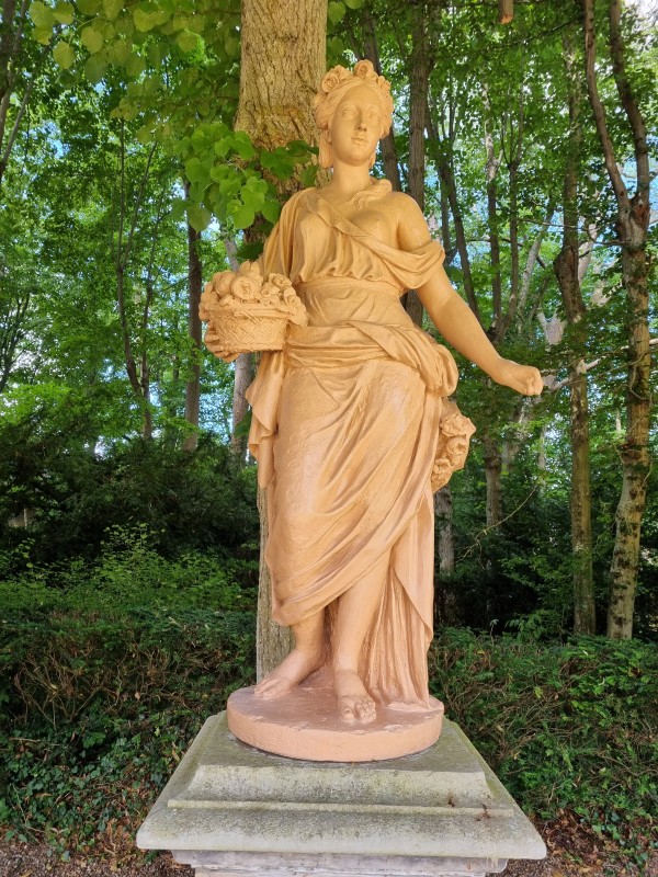 Atelier Giordani - Conservation - Restauration
Edifice – Mobilier - Sculpture – Objets d’art – Moulage –
Pierre, bois métal, polychromie et dorure - Conservation restauration de 2 statues en terre cuite du jardin du Château d'Omonville - Terre cuite - - Dépose et transfert en atelier
- Repérage des fragments déposés
- Purge des anciennes restaurations et badigeons écaillant
- Traitement biocide
-  Dépoussiérage soigneux sous aspiration contrôlée
- Pré-consolidation du support
- Re-fixage de polychromie
- Nettoyage 
- Consolidation du support
- Re-fixage du badigeon
- Goujonnages et collage
- Renforts structurels
- Comblement et remodelage des manques
- Comblement des fissures par coulis de chaux
- Retouche colorées et harmonisation
- Repose et scellement