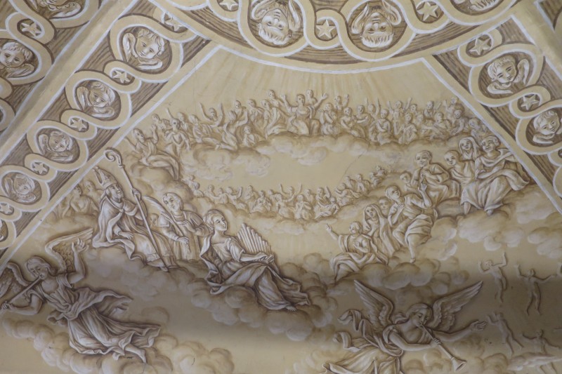 Atelier Giordani - Conservation - Restauration
Edifice – Mobilier - Sculpture – Objets d’art – Moulage –
Pierre, bois métal, polychromie et dorure - Conservation restauration de la Chapelle mortuaire de l'Eglise Sainte Cécile - Maçonnerie et plâtre
décors peint
Dorure - ENDUITS MURAUX PEINTS: 
Consolidation des enduits muraux
Dévernissage et nettoyage des peintures murales 
Refixage des écailles pulvérulentes de polychromie 
Comblement des fissurations et manques au niveau des enduits muraux
Réintégration colorée

STATUE SAINT EVEQUE: 
Dépoussiérage et traitement insecticide
Consolidation du bois et des assemblages 
Nettoyage de la crasse indurée en surface 
Réintégration des éléments mobiles
Comblement et masticage des manques et lacunes 
Réintégration colorée et de dorure

MAUSOLE ET AUTEL: 
Consolidation chimique de la pierre fragilisée
Nettoyage des surfaces
Assemblage et collage des éléments mobiles et déchus 
Moulage des bustes et putti manquants
Comblements des manques, bouchages et ragréage de finitions
Retouches colorées et de dorures, lustrage
Repose des bas-reliefs et table d'autel traités en atelier