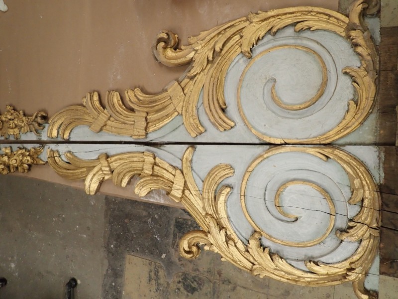 Atelier Giordani - Conservation - Restauration
Edifice – Mobilier - Sculpture – Objets d’art – Moulage –
Pierre, bois métal, polychromie et dorure - Conservation-restauration – Retable majeur - Bois peint - OPÉRATIONS RÉALISÉES
-	Dépose, transfert et dépoussiérage
-	Traitement insecticide curatif et consolidation des bois 
-	Révision et consolidation des assemblages
-	Restitution et compléments des éléments manquants
-	Greffes
-	Nettoyage et fixage
-	Masticages, réintégrations colorées, 
dorure à la mixtion et mises en cire
- Transfert et repose