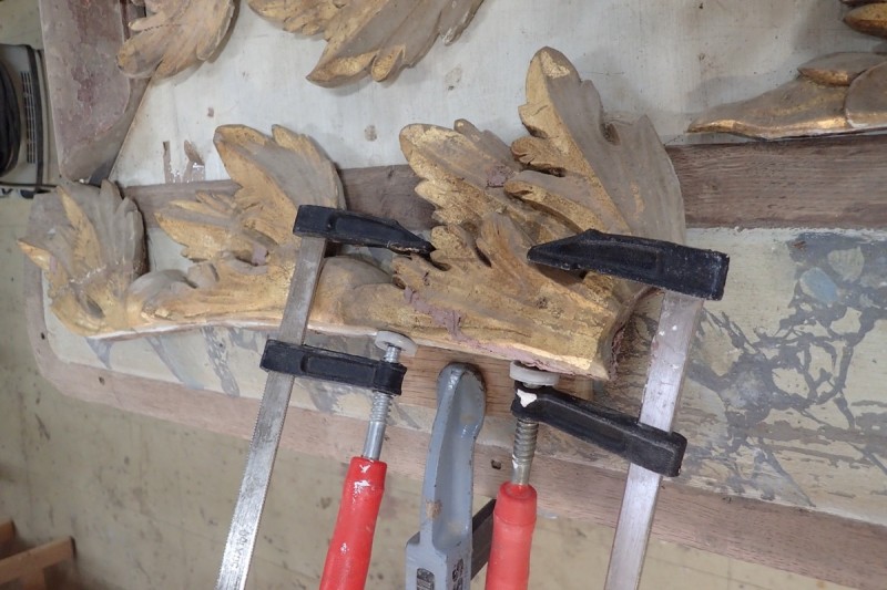 Atelier Giordani - Conservation - Restauration
Edifice – Mobilier - Sculpture – Objets d’art – Moulage –
Pierre, bois métal, polychromie et dorure - Conservation-restauration – Retable majeur - Bois peint - OPÉRATIONS RÉALISÉES
-	Dépose, transfert et dépoussiérage
-	Traitement insecticide curatif et consolidation des bois 
-	Révision et consolidation des assemblages
-	Restitution et compléments des éléments manquants
-	Greffes
-	Nettoyage et fixage
-	Masticages, réintégrations colorées, 
dorure à la mixtion et mises en cire
- Transfert et repose