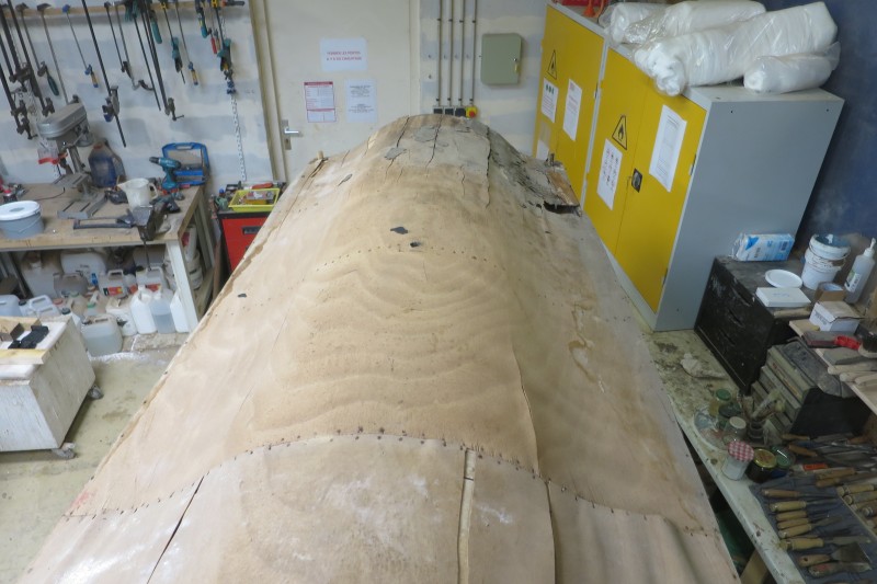 Atelier Giordani - Conservation - Restauration
Edifice – Mobilier - Sculpture – Objets d’art – Moulage –
Pierre, bois métal, polychromie et dorure - Restauration d'un corbillard pour la commune de Mareil-Marly - Bois et métal peint - -Transfert en atelier pour intervention
-Dépoussiérage sous aspiration contrôlée
-Nettoyage au triammonium citrate
-Traitement insecticide par anoxie dynamique et préventif par application d'un insecticide adapté
-Consolidation chimique du bois par imprégnation de résine
-Greffes de bois pour les manques
-Réfection intérieur du toit
Retouches de polychromie et harmonisation