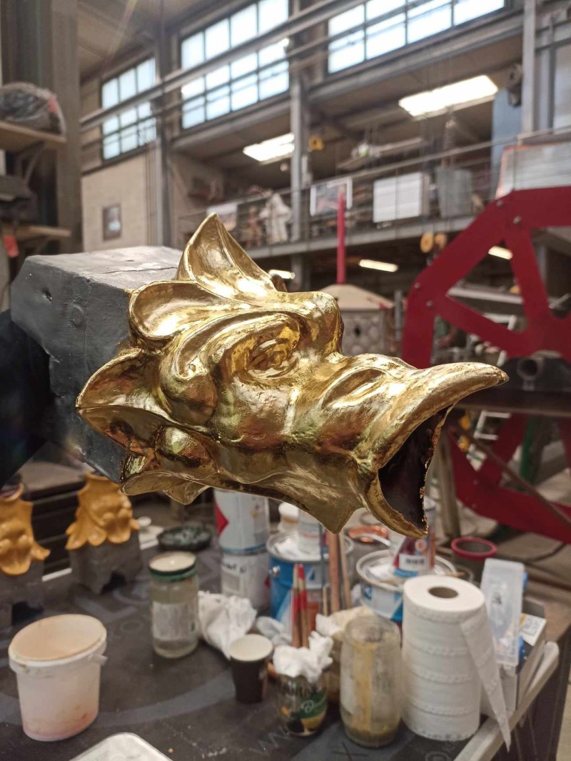 Atelier Giordani - Conservation - Restauration
Edifice – Mobilier - Sculpture – Objets d’art – Moulage –
Pierre, bois métal, polychromie et dorure - Dorure dôme Basilique Notre Dame de Bon-secours - Dorure à la mixtion - Application de la peinture d’accroche
Application de la peinture teinté ocre jaune
Application de la mixtion
Pose des feuilles d’or libres et encollées puis époussetage
Retouches or mica
Matage