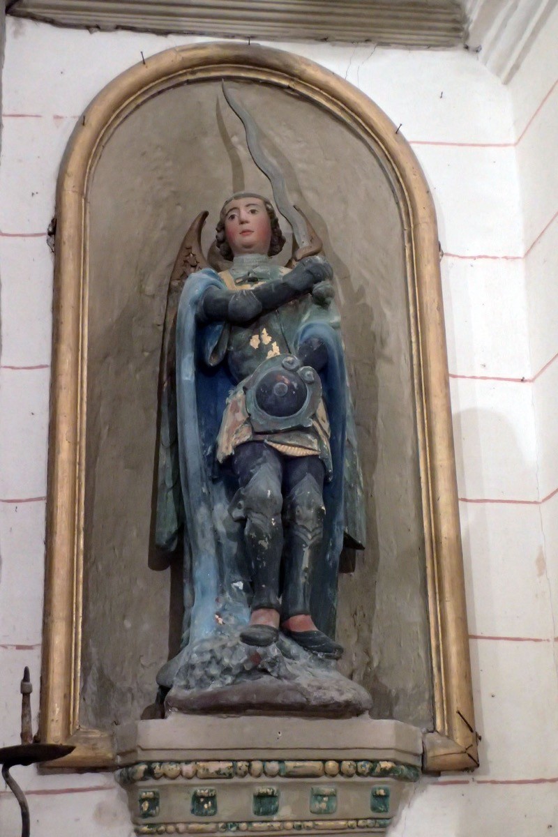 Atelier Giordani - Conservation - Restauration
Edifice – Mobilier - Sculpture – Objets d’art – Moulage –
Pierre, bois métal, polychromie et dorure - Conservation-restauration générale du choeur : Retable majeur et son maître-autel - Pierre calcaire, maçonnerie et plâtre, bois ; décors peints, dorés et argentés - OPÉRATIONS RÉALISÉES
-	Dépoussiérage, refixage, nettoyage
-	Comblement des lacunes, ragréage et masticage
-	Restitution d’éléments manquants par prise d’empreinte et moulage
-	Dégagement mécanique par clivage au scalpel
-	Allègement de la bronzine
-	Retouches sur les décors peints, dorés (or mica) et argentés (argent minéral Iriodin)
-	Dorure à la mixtion
-	Restitution des fonds (peinture acrylique) à partir de sondages
-	Patines d’harmonisation