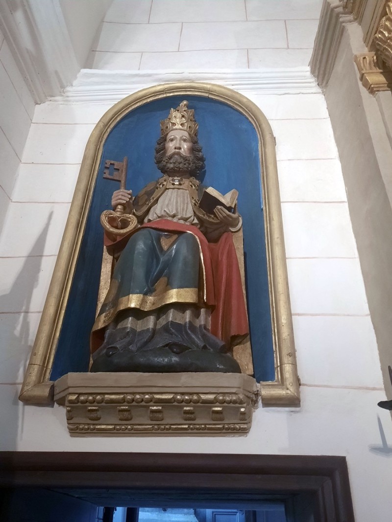 Atelier Giordani - Conservation - Restauration
Edifice – Mobilier - Sculpture – Objets d’art – Moulage –
Pierre, bois métal, polychromie et dorure - Conservation-restauration générale du choeur : Retable majeur et son maître-autel - Pierre calcaire, maçonnerie et plâtre, bois ; décors peints, dorés et argentés - OPÉRATIONS RÉALISÉES
-	Dépoussiérage, refixage, nettoyage
-	Comblement des lacunes, ragréage et masticage
-	Restitution d’éléments manquants par prise d’empreinte et moulage
-	Dégagement mécanique par clivage au scalpel
-	Allègement de la bronzine
-	Retouches sur les décors peints, dorés (or mica) et argentés (argent minéral Iriodin)
-	Dorure à la mixtion
-	Restitution des fonds (peinture acrylique) à partir de sondages
-	Patines d’harmonisation