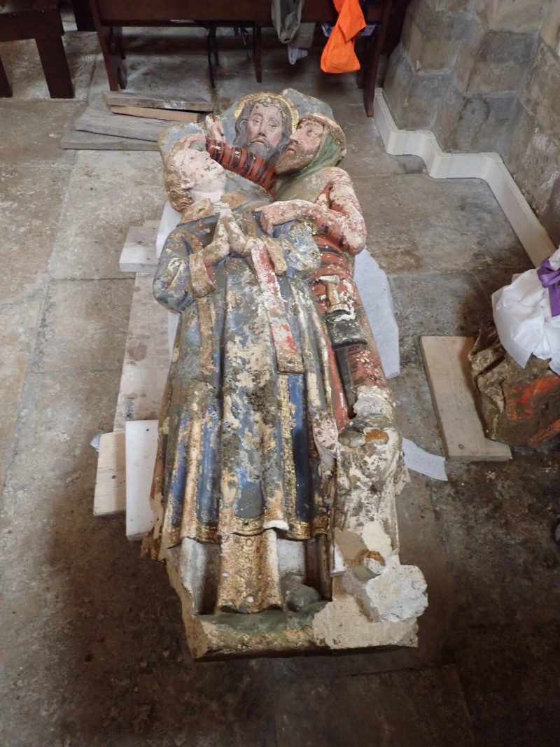 Atelier Giordani - Conservation - Restauration
Edifice – Mobilier - Sculpture – Objets d’art – Moulage –
Pierre, bois métal, polychromie et dorure - Restauration de deux statues de l’église de Saint-Etienne - Restauration de deux statues retrouvées enfouies dans la terre dans l’église Saint-Etienne de Mareil Marly - OPÉRATIONS RÉALISÉES : 

- Nettoyage et élimination minutieuse des dépôts de terre dus à l’enfouissement. 
- Fixage de la polychromie écaillante. 
- Élimination des anciennes tiges métalliques oxydées servant originellement de liaisonnement. 
- Élimination d’efflorescence de plâtre sur la statue de Saint Etienne. Assemblage des fragments, comblements des lacunes du support et ragréages.
- Dégagement de la polychromie par clivage au scalpel sous lunettes binoculaires après la réalisation d’études stratigraphiques préalables, réintégrations colorées et retouches.
- Réalisation de socle peint en ton pierre pour la présentation des statues et repose sécurisée de celles-ci à leur nouvel emplacement au sein de l’église.