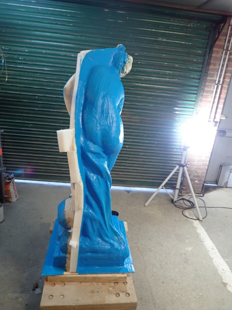 Atelier Giordani - Conservation - Restauration
Edifice – Mobilier - Sculpture – Objets d’art – Moulage –
Pierre, bois métal, polychromie et dorure - Moulage complet de la statue sur une reproduction et tirage en micro-béton - Pierre reconstituée avec armature métallique - OPÉRATIONS RÉALISÉES
Reproduction :
-	Dépose
-	Nettoyage
-	Passivation et restitution des reliefs manquants
-	Comblement

Copie :
-	Préparation du support (reproduction)
-	Prise d’empreinte
-	Réalisation d’un contre-moule
-	Création d’un tirage en micro béton
- Finitions à sec, repose