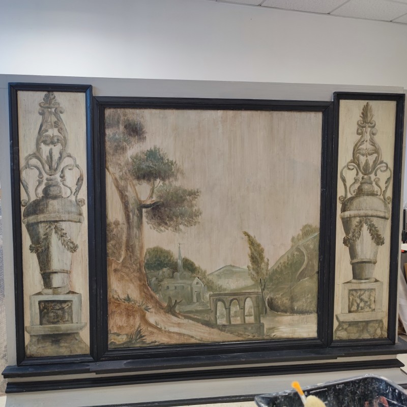 Atelier Giordani - Conservation - Restauration
Edifice – Mobilier - Sculpture – Objets d’art – Moulage –
Pierre, bois métal, polychromie et dorure - Parloir de l'abbesse Abbaye de Verneuil sur Avre - Bois polychrome - -	Montage de l’échafaudage
-	Prise de côtes et mesures
-	Dépose des boiseries
-	Renfort structurel charpente
-	Traitement insecticide et fongicide de la charpente
-	Transport des panneaux en ateliers
-	Dépoussiérage
-	Purges et greffes
-	Consolidation chimique du support 
-	Révision des assemblages
-	Reprise des arasements et disjointoiements
-	Renforts structurels des panneaux
-	Comblements
-	Traitement insecticide des panneaux
-	Montage à blanc
-	Mise en peinture des montant et traverses
-	Dévernissage et retouche colorées des panneaux
-	Vernissage
-	Repose