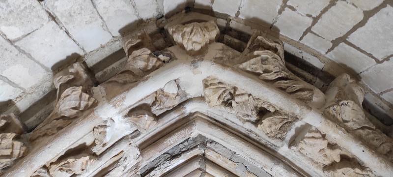 Atelier Giordani - Conservation - Restauration
Edifice – Mobilier - Sculpture – Objets d’art – Moulage –
Pierre, bois métal, polychromie et dorure - Portail des Marmousets de l'Abbatiale Saint Ouen - Pierre calcaire - - Nettoyage par micro gommage
- Nettoyage par compresse d'ammonium
- Traitement fongicide et biocide
- consolidation chimique de la pierre 
- Ragréage par mortier Altar et modelage
- Patine 
- Moulage et tirage d'une statue en l'état