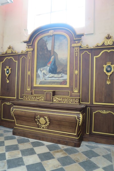 Atelier Giordani - Conservation - Restauration
Edifice – Mobilier - Sculpture – Objets d’art – Moulage –
Pierre, bois métal, polychromie et dorure - Restauration des 2 retables latéraux en pendant de l'Eglise Notre Dame de la Gloriette - Bois polychrome et dorure - - Dépose et conditionnement
- Dépoussiérage sous aspiration contrôlée
- Traitement insecticide
- Traitement antifongique
- Purge et consolidation des boiseries
- Greffes de bois et renforts
- révision des systèmes d'assemblages 
- Nettoyage
- Comblement des lacunes de surfaces
- Masticage des lacunes
- Réintégration colorées
- Dorure à la mixtion
- Vernissage de protection