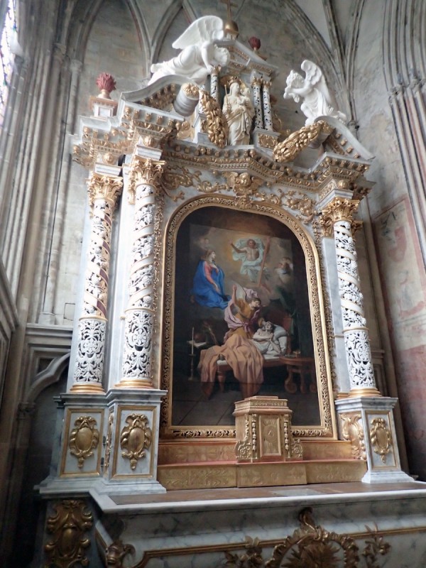 Atelier Giordani - Conservation - Restauration
Edifice – Mobilier - Sculpture – Objets d’art – Moulage –
Pierre, bois métal, polychromie et dorure - Restauration du retable de la chapelle Saint-Martin des Vicaires - Bois polychrome et doré 
(dorure à la détrempe) - OPÉRATIONS RÉALISÉES
Travaux de menuiserie et traitement 
de conservation/restauration

- Anoxie dynamique 
- Consolidation 
- Refixage 
- Comblements  
- Réintégration colorée 

Dorure, dépose et remontage assurés par l’entreprise