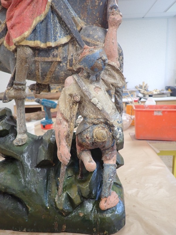 Atelier Giordani - Conservation - Restauration
Edifice – Mobilier - Sculpture – Objets d’art – Moulage –
Pierre, bois métal, polychromie et dorure - Restauration de la Charité Saint Martin - Bois polychrome - OPÉRATIONS RÉALISÉES
- Nettoyage par compresses
- Consolidation des zones altérées
- Étude de la polychromie
- Dégagement de la polychromie
- Refixage
- Réintégrations formelles
- Réintégrations colorées
- Protection finale