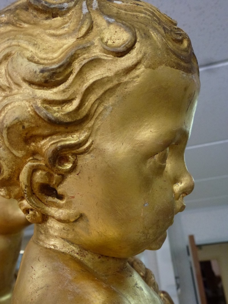 Atelier Giordani - Conservation - Restauration
Edifice – Mobilier - Sculpture – Objets d’art – Moulage –
Pierre, bois métal, polychromie et dorure - Restauration et soclage de la Vierge à l’Enfant - Bois doré, mixtion et détrempe - OPÉRATIONS RÉALISÉES
- Nettoyage chimique 
- Mastics traditionnels craie-colle et modostucs®
- Consolidation du  bois
- Restitution et compléments par moulage
- Réintégration à la feuille d’or et patine d’harmonisation
- Réintégrations colorées à l’or minéral 
- Réalisation d’un socle mobile en chêne teinté qui encastre et conserve le système d’origine