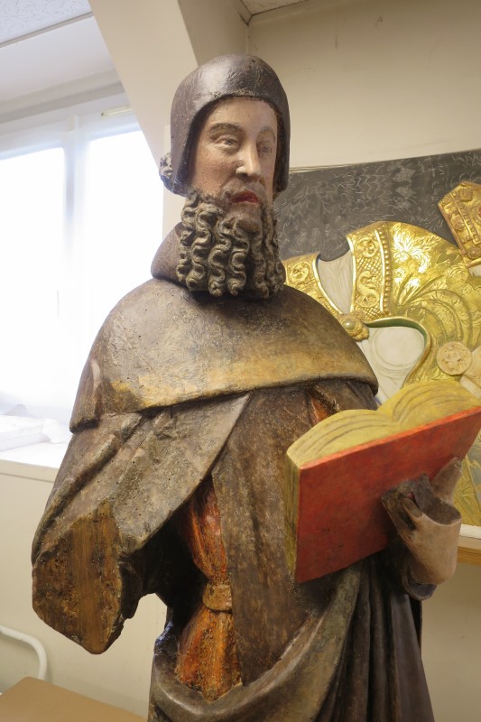 Atelier Giordani - Conservation - Restauration
Edifice – Mobilier - Sculpture – Objets d’art – Moulage –
Pierre, bois métal, polychromie et dorure - Restauration et dégagement de deux statues de Saint Antoine en bois et pierre - bois et pierre polychrome - Concernant les deux statues :
- Sondages stratigraphiques
- Dépoussiérage des statues et refixage de la polychromie en concomitance
- Dégagement du surpeint XIXème
- Comblement des manques et lacunes
- Réintégration colorées des lacunes

Statue bois : 
- Traitement infestation xylophage et consolidation du matériau