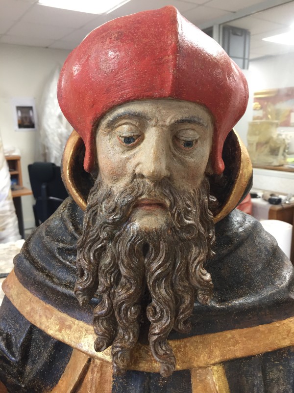 Atelier Giordani - Conservation - Restauration
Edifice – Mobilier - Sculpture – Objets d’art – Moulage –
Pierre, bois métal, polychromie et dorure - Restauration et dégagement de deux statues de Saint Antoine en bois et pierre - bois et pierre polychrome - Concernant les deux statues :
- Sondages stratigraphiques
- Dépoussiérage des statues et refixage de la polychromie en concomitance
- Dégagement du surpeint XIXème
- Comblement des manques et lacunes
- Réintégration colorées des lacunes

Statue bois : 
- Traitement infestation xylophage et consolidation du matériau