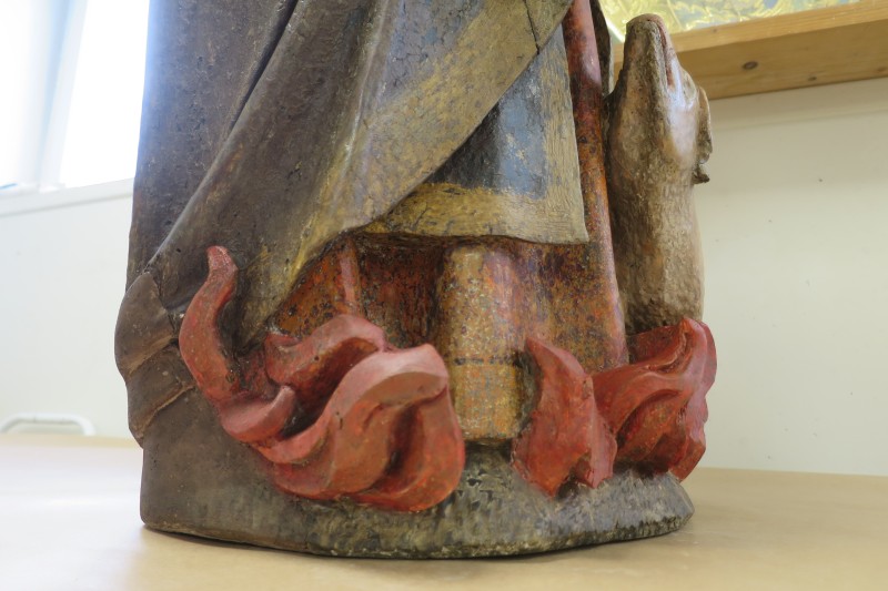 Atelier Giordani - Conservation - Restauration
Edifice – Mobilier - Sculpture – Objets d’art – Moulage –
Pierre, bois métal, polychromie et dorure - Restauration et dégagement de deux statues de Saint Antoine en bois et pierre - bois et pierre polychrome - Concernant les deux statues :
- Sondages stratigraphiques
- Dépoussiérage des statues et refixage de la polychromie en concomitance
- Dégagement du surpeint XIXème
- Comblement des manques et lacunes
- Réintégration colorées des lacunes

Statue bois : 
- Traitement infestation xylophage et consolidation du matériau