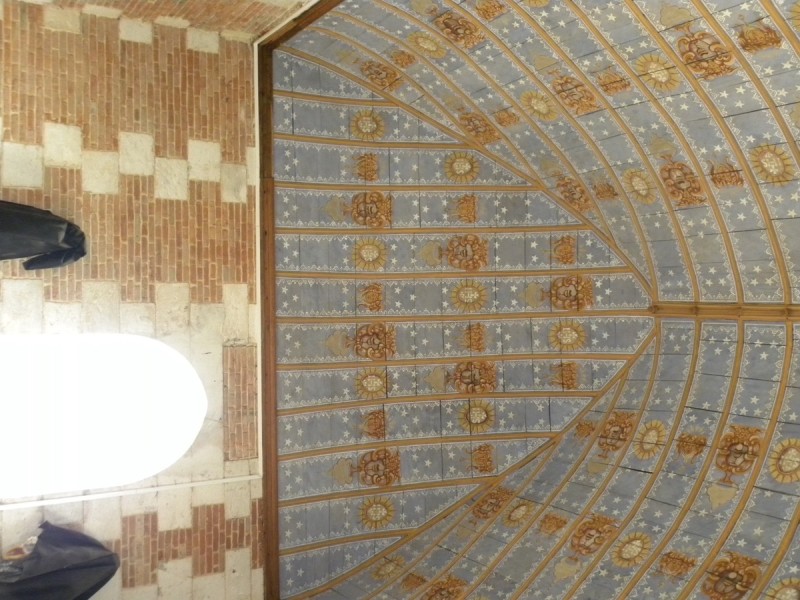 Atelier Giordani - Conservation - Restauration
Edifice – Mobilier - Sculpture – Objets d’art – Moulage –
Pierre, bois métal, polychromie et dorure - Conservation / restauration de la voûte en bois peinte - Voûte peinte avec décor doré - OPÉRATIONS RÉALISÉES
- Échafaudage et dépose de l’ensemble
- Greffes et compléments
- Consolidation des bois
- Dépoussiérage et nettoyage
- Masticage et réintégration minimale
- Harmonisation
- Couche de protection
- Repose