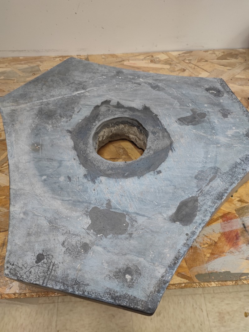 Atelier Giordani - Conservation - Restauration
Edifice – Mobilier - Sculpture – Objets d’art – Moulage –
Pierre, bois métal, polychromie et dorure - Conservation restauration du lutrin en marbre et fer forgé de la Cathédrale de Beauvais - Fer forgé, marbre gris et bois - - Dépoussiérage soigneux
- Traitement biocide 
- Nettoyage par application d'un gel latex
- Purge des anciennes restaurations
- Goujonnage des éléments entre eux, collage et reconstitution du pied en marbre
- Ragréage et rejointoiements
- Harmonisation 
- Cirage de protection
- Création sur mesure à la demande d'un socle roulant en bois