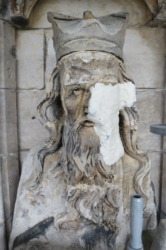 Atelier Giordani - Conservation - Restauration
Edifice – Mobilier - Sculpture – Objets d’art – Moulage –
Pierre, bois métal, polychromie et dorure - Portail des Marmousets de l'Abbatiale Saint Ouen - Pierre calcaire - - Nettoyage par micro gommage
- Nettoyage par compresse d'ammonium
- Traitement fongicide et biocide
- consolidation chimique de la pierre 
- Ragréage par mortier Altar et modelage
- Patine 
- Moulage et tirage d'une statue en l'état