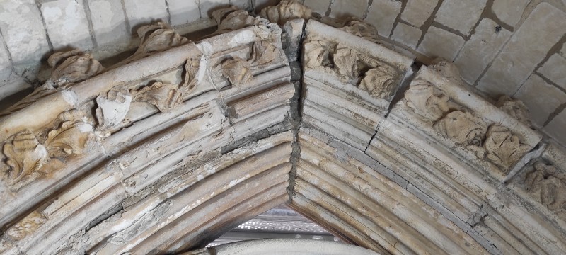 Atelier Giordani - Conservation - Restauration
Edifice – Mobilier - Sculpture – Objets d’art – Moulage –
Pierre, bois métal, polychromie et dorure - Portail des Marmousets de l'Abbatiale Saint Ouen - Pierre calcaire - - Nettoyage par micro gommage
- Nettoyage par compresse d'ammonium
- Traitement fongicide et biocide
- consolidation chimique de la pierre 
- Ragréage par mortier Altar et modelage
- Patine 
- Moulage et tirage d'une statue en l'état