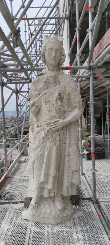 Atelier Giordani - Conservation - Restauration
Edifice – Mobilier - Sculpture – Objets d’art – Moulage –
Pierre, bois métal, polychromie et dorure - Portail des Marmousets de l'Abbatiale Saint Ouen - Pierre calcaire - - Nettoyage par micro gommage
- Nettoyage par compresse d'ammonium
- Traitement fongicide et biocide
- consolidation chimique de la pierre 
- Ragréage par mortier Altar et modelage
- Patine 
- Moulage et tirage d'une statue en l'état