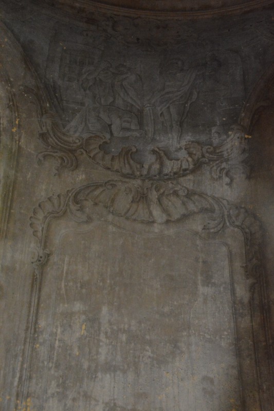 Atelier Giordani - Conservation - Restauration
Edifice – Mobilier - Sculpture – Objets d’art – Moulage –
Pierre, bois métal, polychromie et dorure - Restauration de la chapelle des fonds baptismaux de l'Eglise Sainte Cécile - Enduits muraux décorés
Boiseries faux-marbre
Marbre - -	Dépoussiérage et nettoyage
-	Dégagement et allègement des vernis
-	Traitement insecticide et fongicide sur l’autel
-	Purge des parties altérées et greffes de bois de même essence
-	Ragréages et comblement des lacunes, manques et épaufrures
-	Restitution de tête d’ange ailées après prise d’empreintes, moulage et tirage
-	Refixage et consolidation des enduits 
-	Refixage de la polychromie
-	Relevé des décors au calque et report sur zones de manques
-	Masticage
-	Reprise et réintégration des lacunes polychromes
-	Réintégration colorée des décors sur enduits et faux marbre
-	Restitution des faux-marbre de l’autel 
-	Dorure du cadre à la mixtion