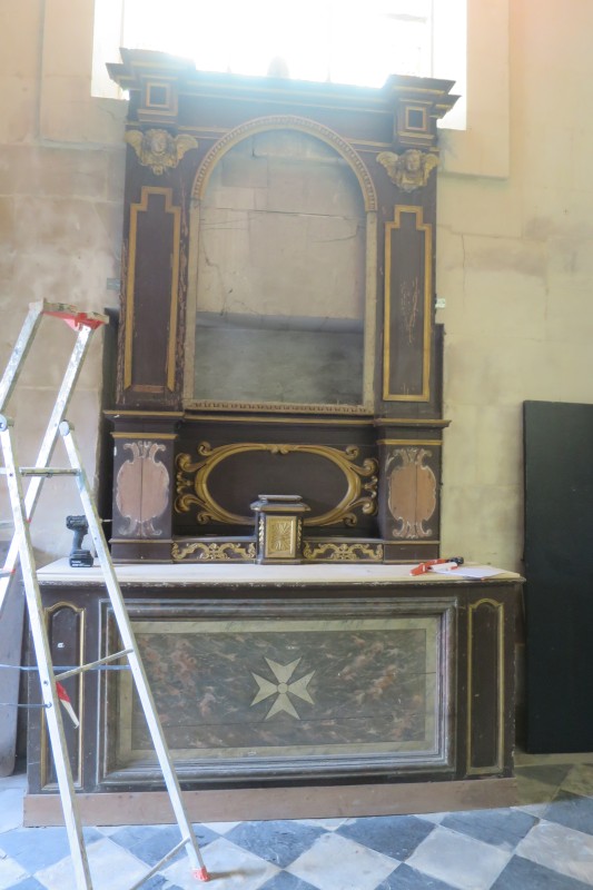 Atelier Giordani - Conservation - Restauration
Edifice – Mobilier - Sculpture – Objets d’art – Moulage –
Pierre, bois métal, polychromie et dorure - Restauration des 2 retables latéraux en pendant de l'Eglise Notre Dame de la Gloriette - Bois polychrome et dorure - - Dépose et conditionnement
- Dépoussiérage sous aspiration contrôlée
- Traitement insecticide
- Traitement antifongique
- Purge et consolidation des boiseries
- Greffes de bois et renforts
- révision des systèmes d'assemblages 
- Nettoyage
- Comblement des lacunes de surfaces
- Masticage des lacunes
- Réintégration colorées
- Dorure à la mixtion
- Vernissage de protection