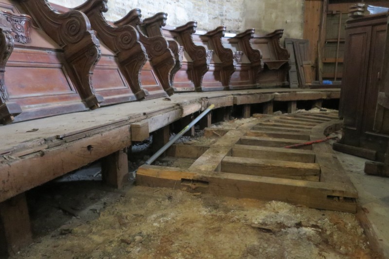 Atelier Giordani - Conservation - Restauration
Edifice – Mobilier - Sculpture – Objets d’art – Moulage –
Pierre, bois métal, polychromie et dorure - Restauration des menuiseries du chœur des chanoines de la Cathédrale de Vannes - Bois teinté - - Relevé et repérage
- Dépose et transport en atelier 
- Traitement insecticide et biocide 
- Dépoussiérage
- Reprise des assemblages et collage 
- Renforts et confortements 
- Création de deux trappes 
- Consolidation chimique du bois 
- Nettoyage
- Mise en teinte
- Montage à blanc en atelier Repose
- Coffrage des installation électrique 
- Révision et installation des serrures
