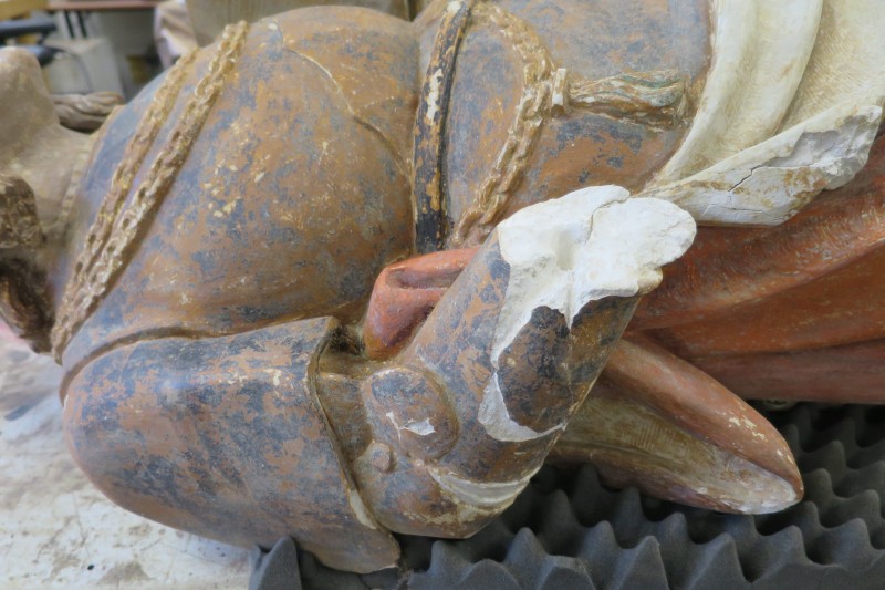 Atelier Giordani - Conservation - Restauration
Edifice – Mobilier - Sculpture – Objets d’art – Moulage –
Pierre, bois métal, polychromie et dorure - Restauration et dégagement de la statue de Saint Adrien - Pierre polychrome - - Traitement du support
- Dépoussiérage	
- Dégagement de polychromie	
- Refixage polychromie	
- Nettoyage	
- Masticage	
- Retouche et réintégration colorée