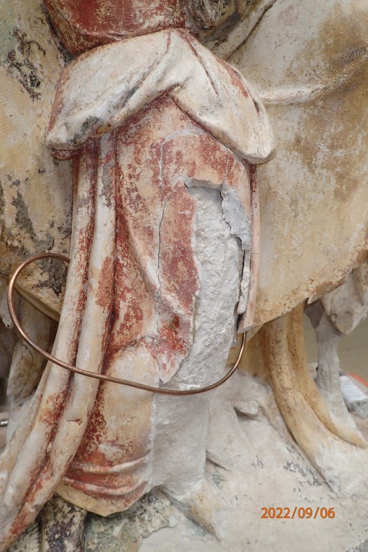 Atelier Giordani - Conservation - Restauration
Edifice – Mobilier - Sculpture – Objets d’art – Moulage –
Pierre, bois métal, polychromie et dorure - Restauration et dégagement du groupe sculpté de l'éducation de la Vierge - Pierre polychrome - - Traitement du support
- Dépoussiérage	
- Dégagement de polychromie	
- Refixage polychromie	
- Nettoyage	
- Masticage	
- Retouche et réintégration colorée