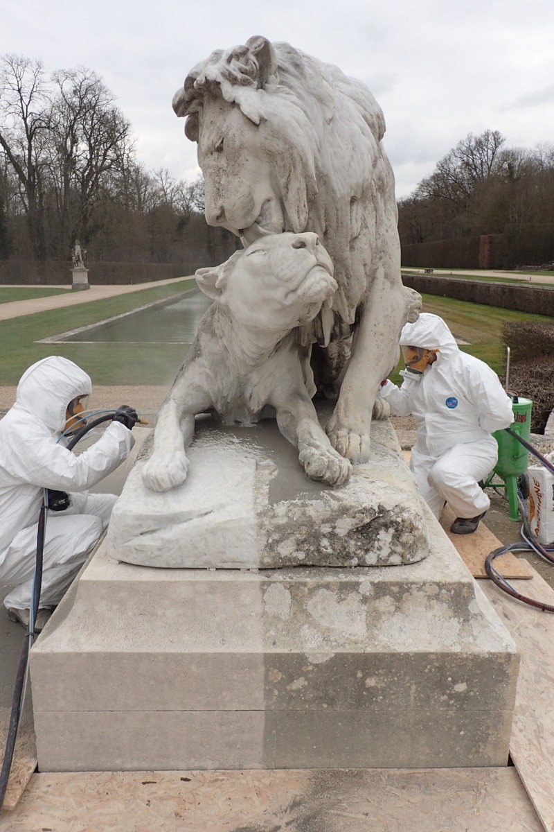 Atelier Giordani - Conservation - Restauration
Edifice – Mobilier - Sculpture – Objets d’art – Moulage –
Pierre, bois métal, polychromie et dorure - Restauration de la statuaire du jardin -  - OPÉRATIONS RÉALISÉES
- Nettoyage au microsablage
- Consolisation au silicate d’éthyle
- Collage et goujonnage (carbone)
- Moulage
- Ragréages et rejointoiement
- Harmonisation
- Scan 3D